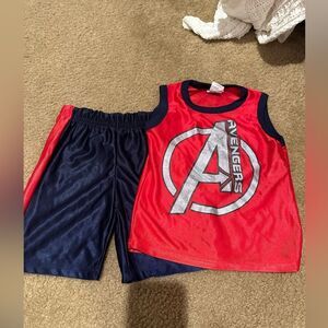 Marvel Avengers 2 Piece Outfit (Shorts & Tank-Top) Size 5